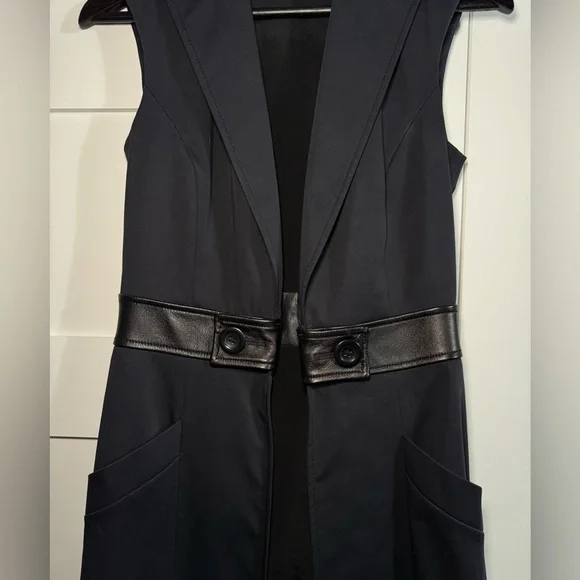 Designer vest - Picture 3 of 5